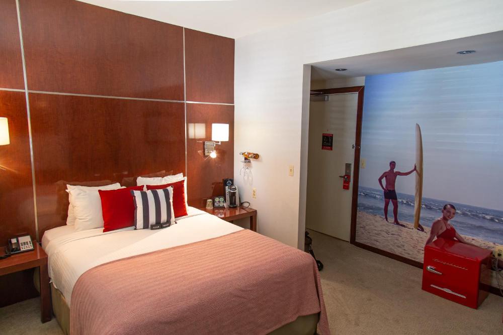 Double Room with Garden View interior